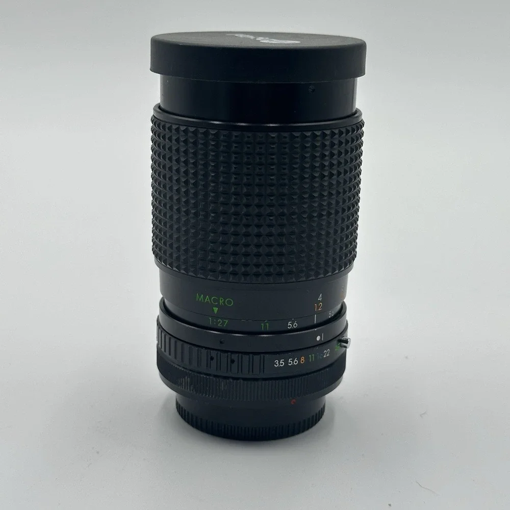 35-135mm f/3.5-4.5 Manual Focus Zoom Lens Canon FD Mount Multicoated 58mm